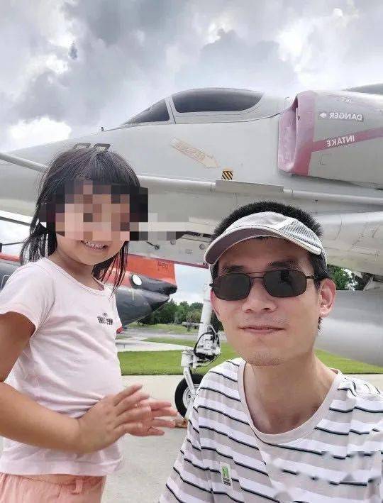 中年人的不易！被枪杀的华人严教授：事发前正打离婚官司_严资杰_齐太磊_Chrisey