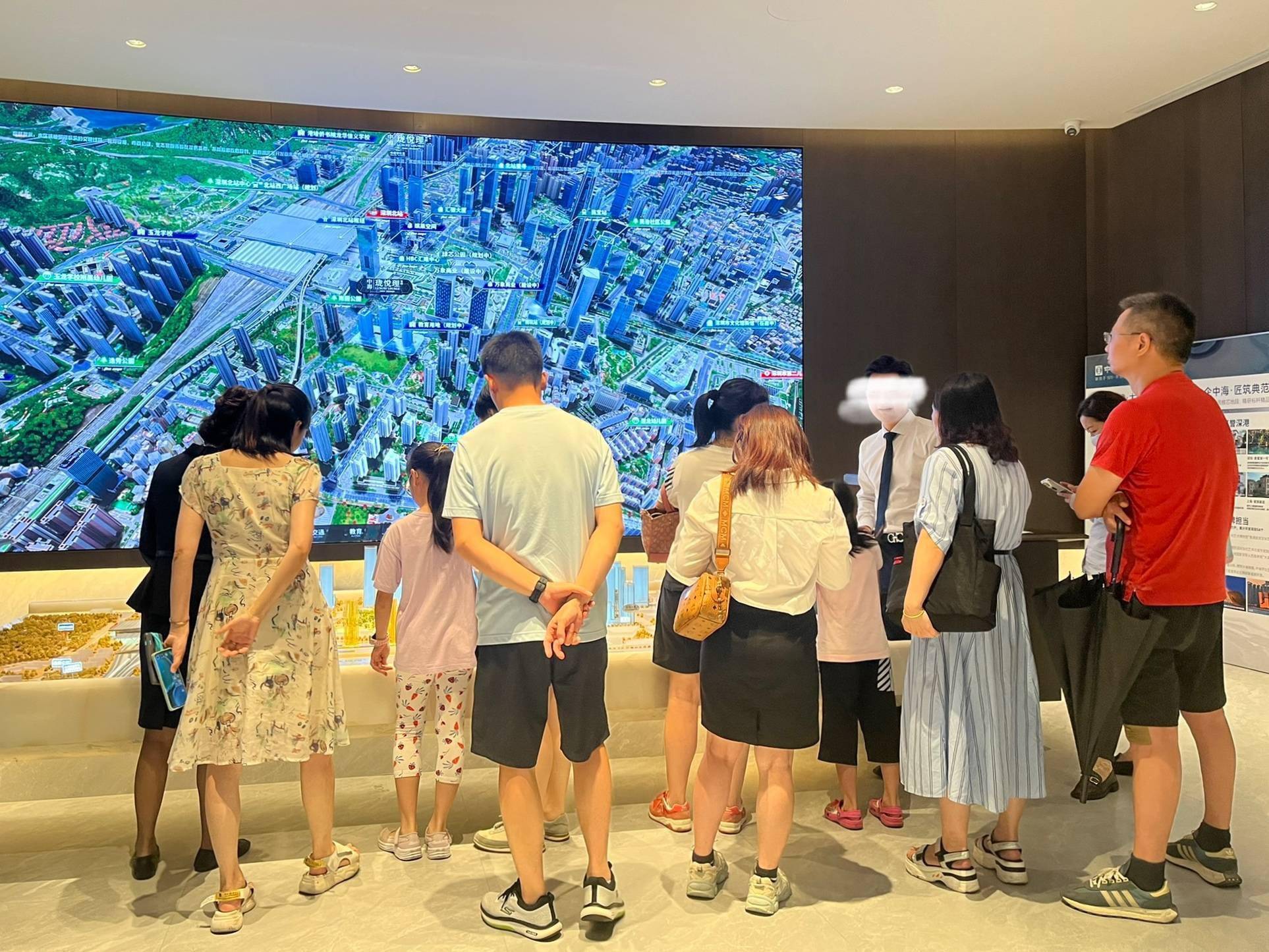 直击一线楼市：新政后首个周末，看房客户大增，涨价还不普遍_项目_北京_市场