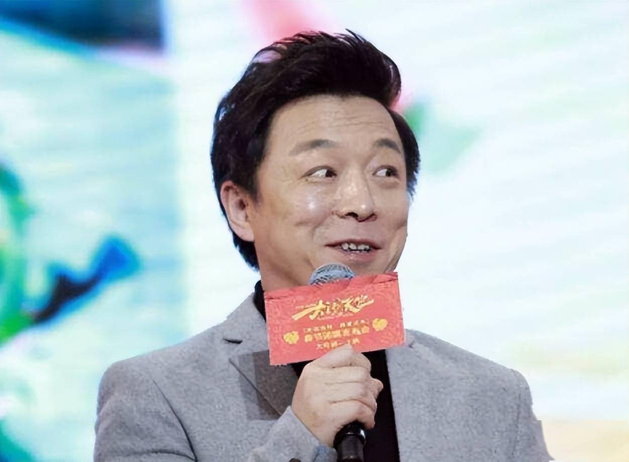 听到黄渤这样说,马云也哈哈大笑起来,原本有点尴尬的氛围,瞬间就变得