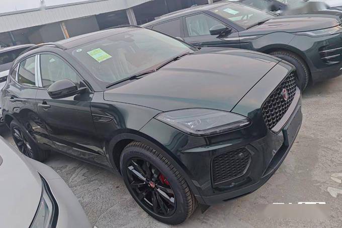 e-pace是捷豹suv序列下的入门级产品,老款车型(于2020年停产)全系搭载