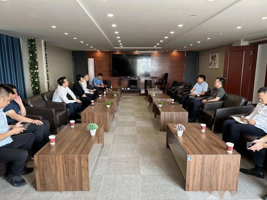 张颖总经理带队赴鄂尔多斯考察调研 深化区域合作 慰问一线员工_集团