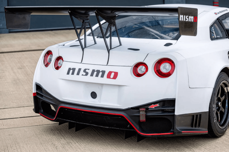 极速追梦《gt赛车:极速狂飙》中的日产gt-r nismo gt3_游戏_拍成电影