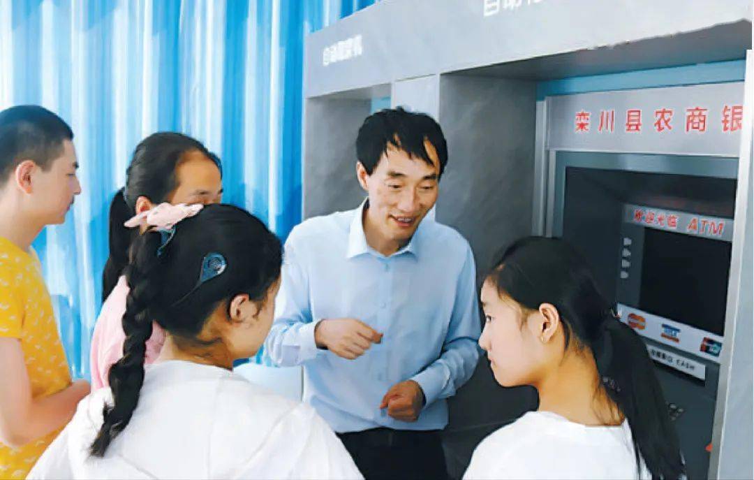 河南教师,2023全国教书育人楷模吴拥军和特殊孩子间的"冰雪奇缘"_特殊