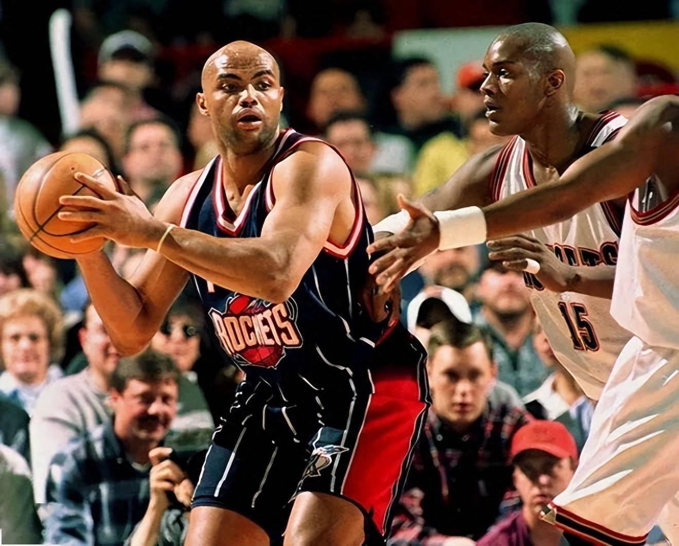 97年火箭巴克利加盟后阵容空前强大,为何还是输给了乔丹公牛队?