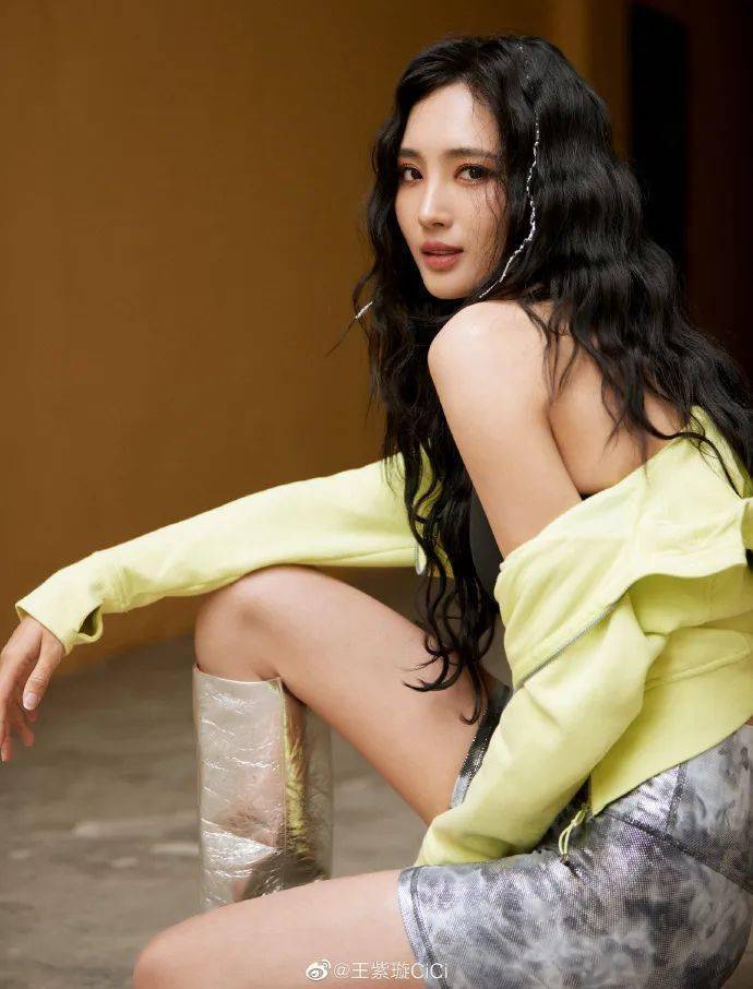 是不是李现介绍的啊?_李鸿其_王紫璇_电影节