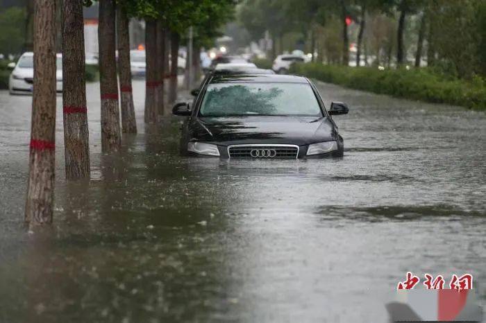 特大暴雨来袭!预警升级!多地停课!