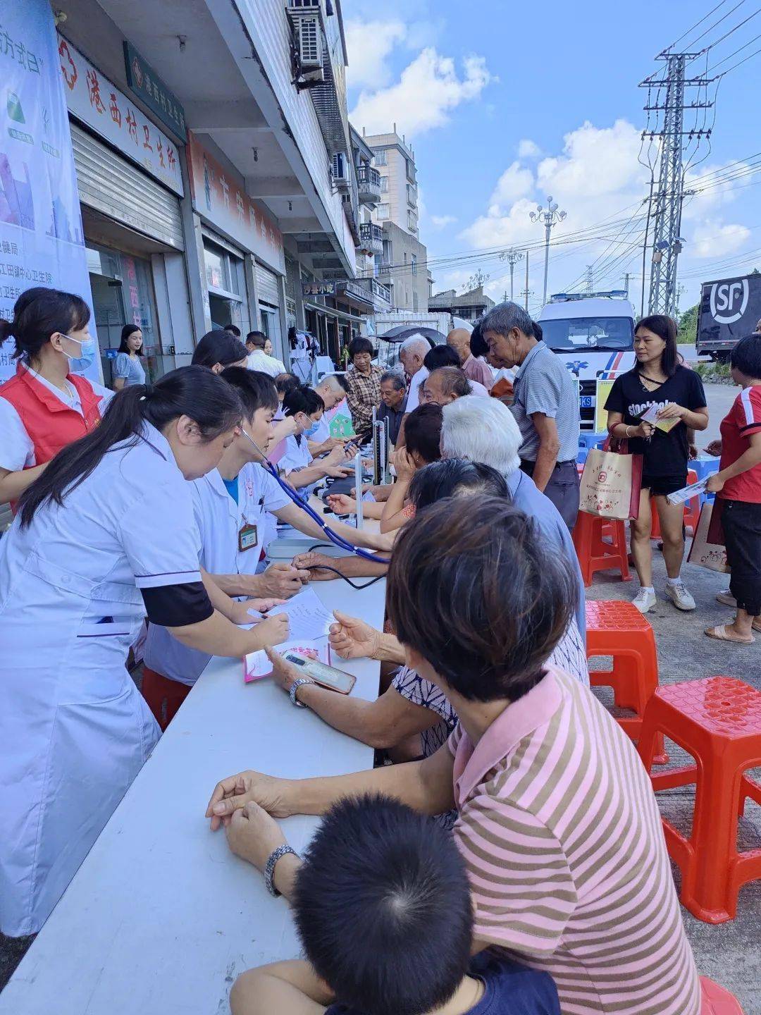 【文明播报】江田镇中心卫生院开展"存正心,守正道,养正气"暨"全民