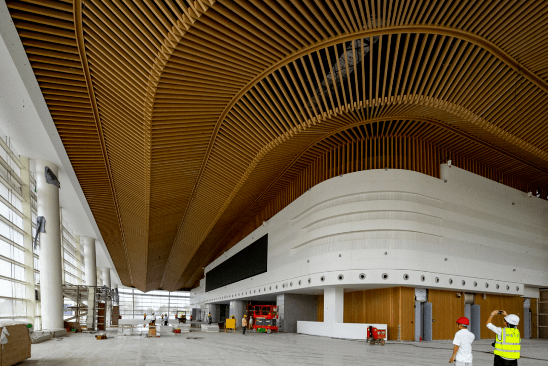 位于临桂新区的桂林国际会展中心项目建设进入冲刺收尾阶段_展览中心