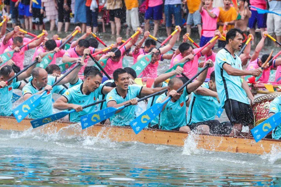 女子组22人龙舟100米,300米直道竞速,男子组22人龙舟100米,比赛项目分