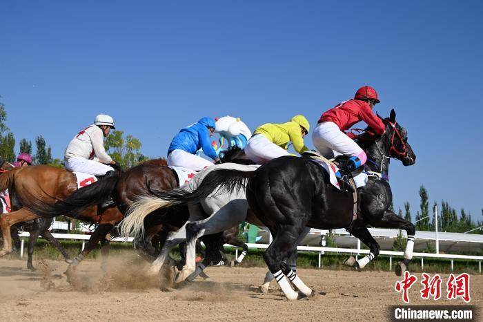 中国速度赛马(呼和浩特站)开幕_刘文华_内蒙古_表演