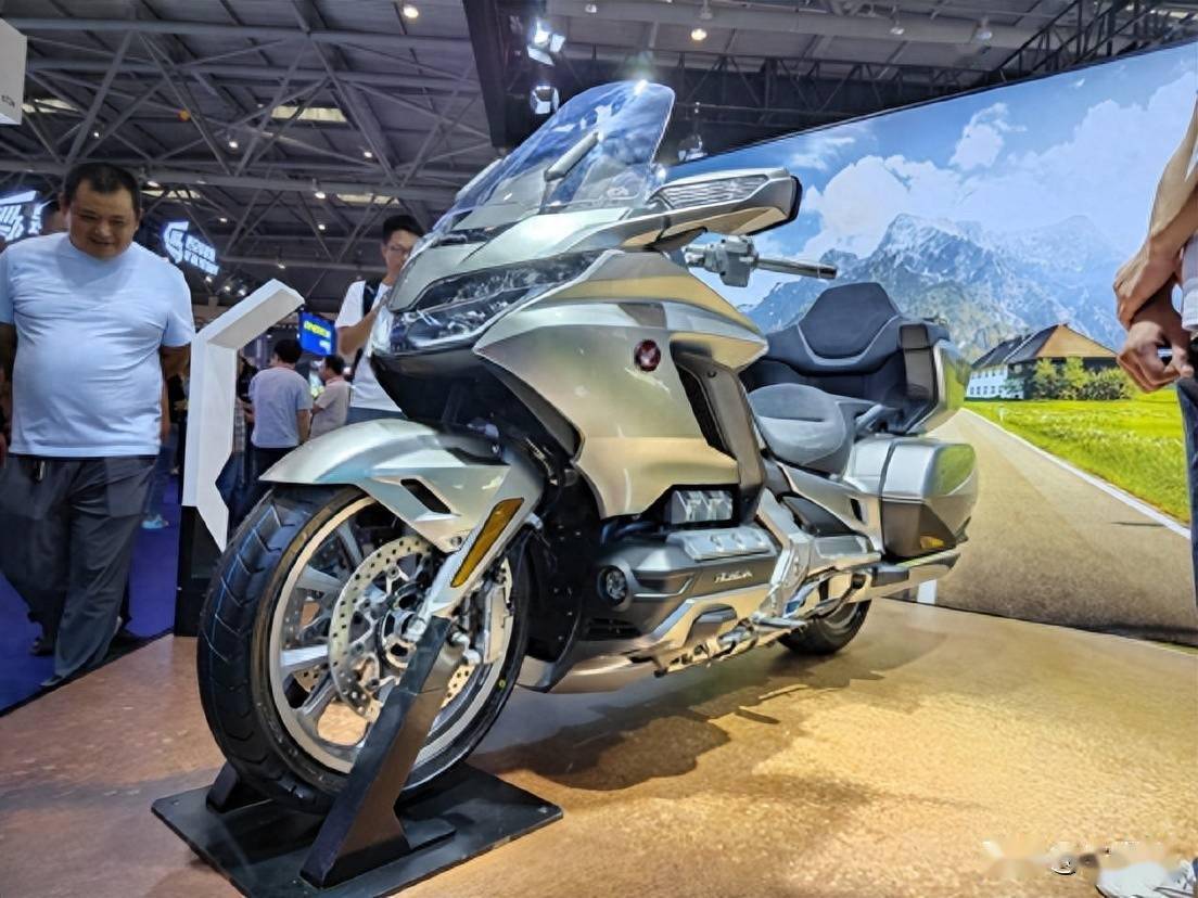 本田之翼再度绽放第21届中国摩博会_车型_旅行_摩托车