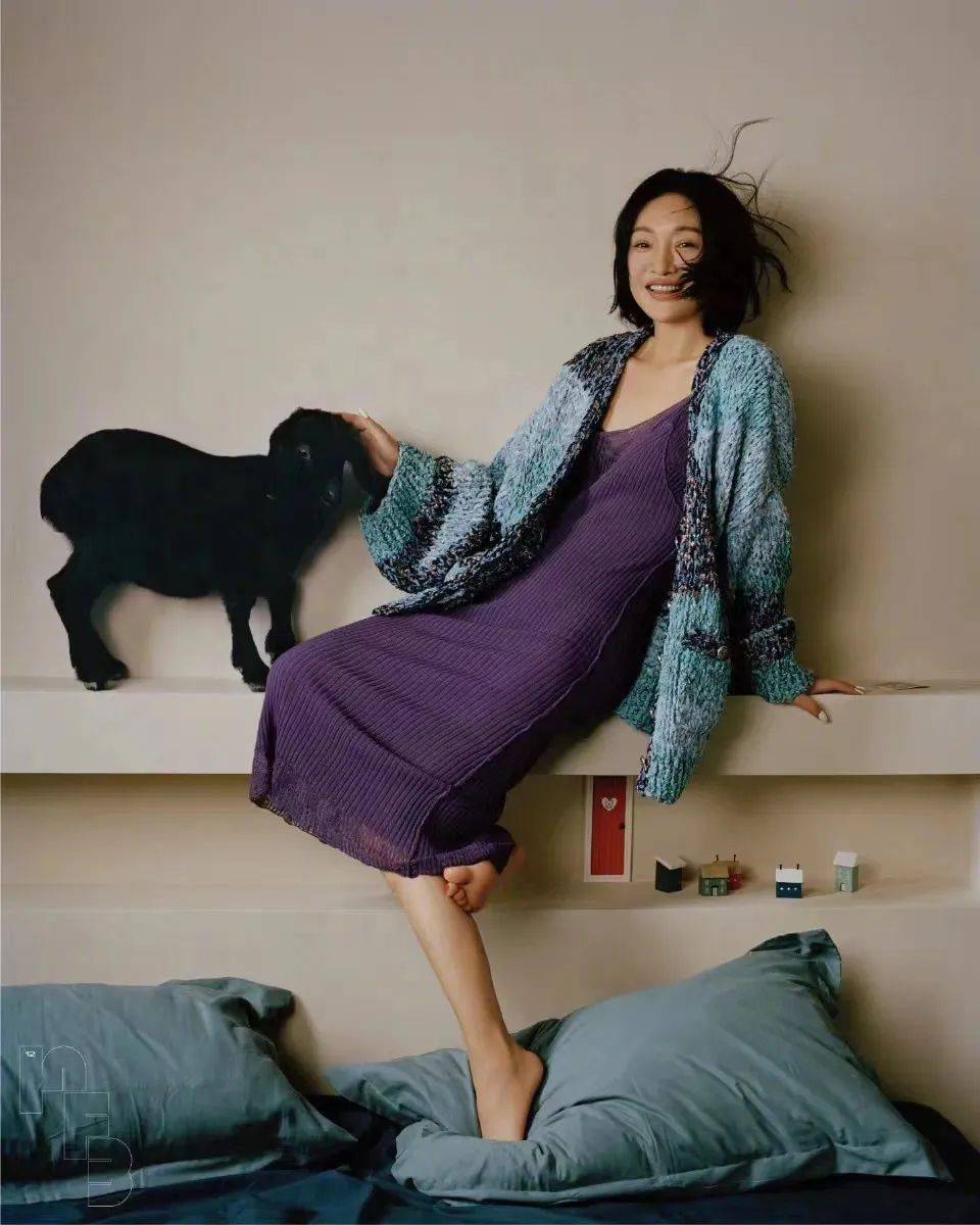 刘雯,周迅都爱的小香风,这样穿减龄又高级_牛仔裤_外套_颜色