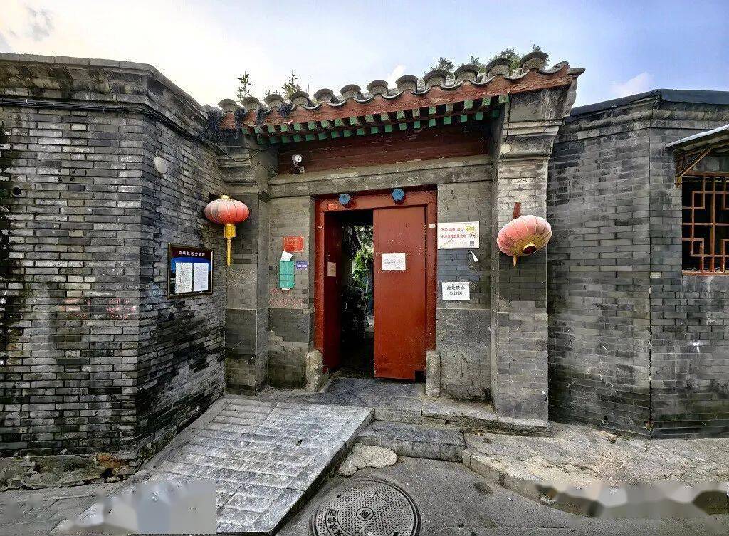 张之洞只住了两年便觉整洁幽静 古色古香走进张之洞故居的前院张之洞