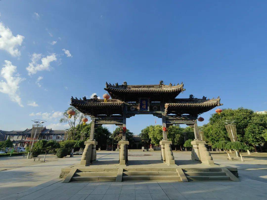 辽宁朝阳旅游精品线路推荐(五)朝阳开跑马拉松,city walk游古城