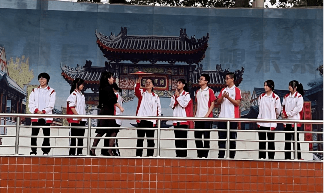 戏曲文化进校园,民族精粹润人心——平顶山市第二中学开展"戏曲进校园
