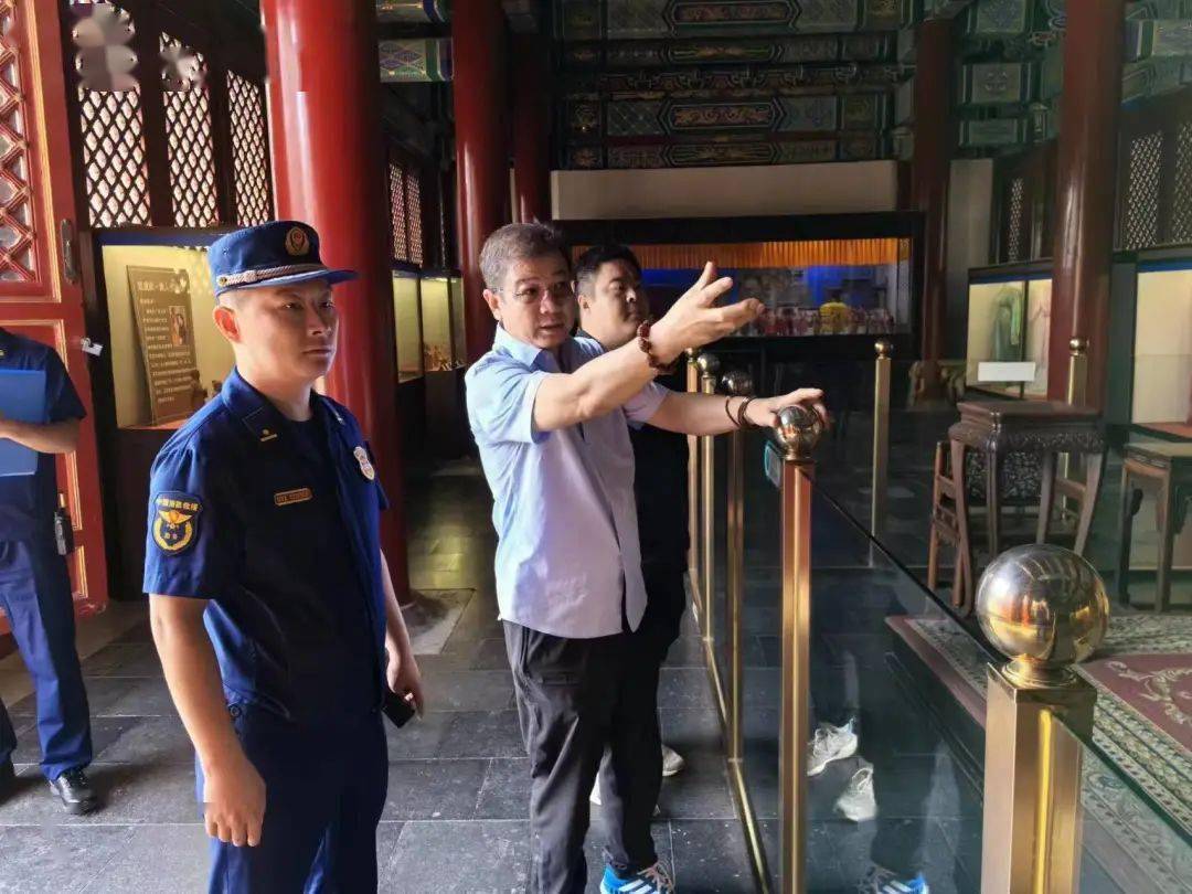 【火灾隐患大排查大整治-74】西城消防对文物古建筑类场所开展消防安全熟悉调研