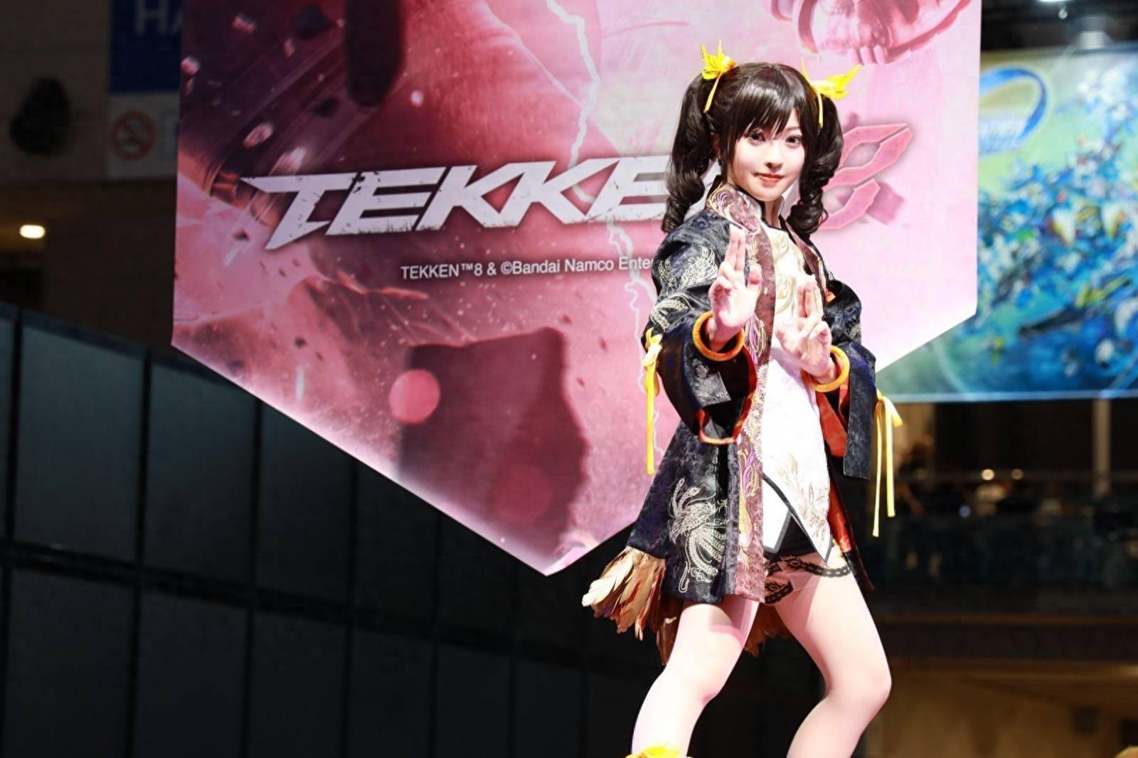 TGS23《铁拳8》展台凌晓雨Cos 很漂亮还原度高_手机搜狐网