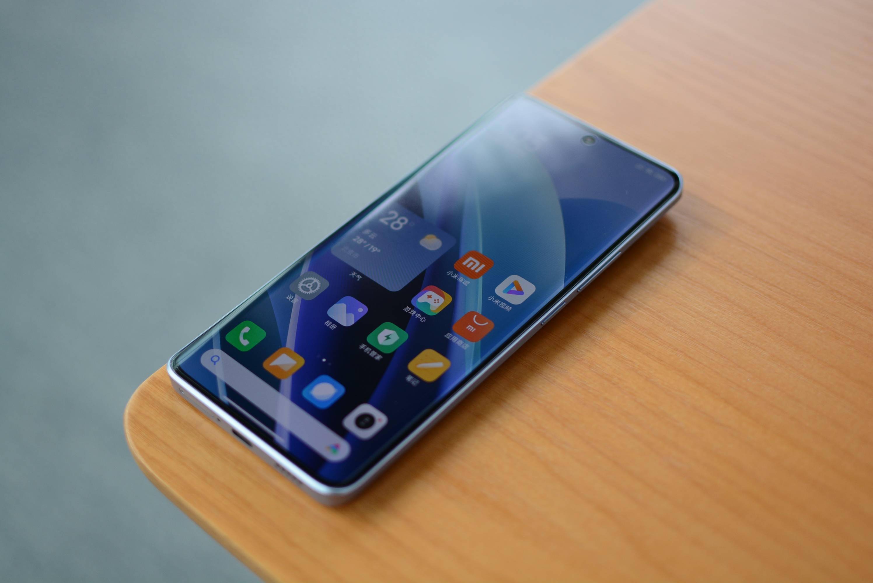 质感不输华为,redmi note13系列发布,1099元刷新认知!_手机_旗舰_pro