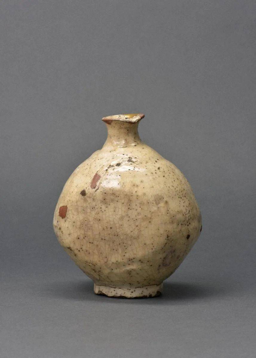 从天价"月亮罐"到安宅收藏的韩国陶瓷_李朝_青瓷_图版