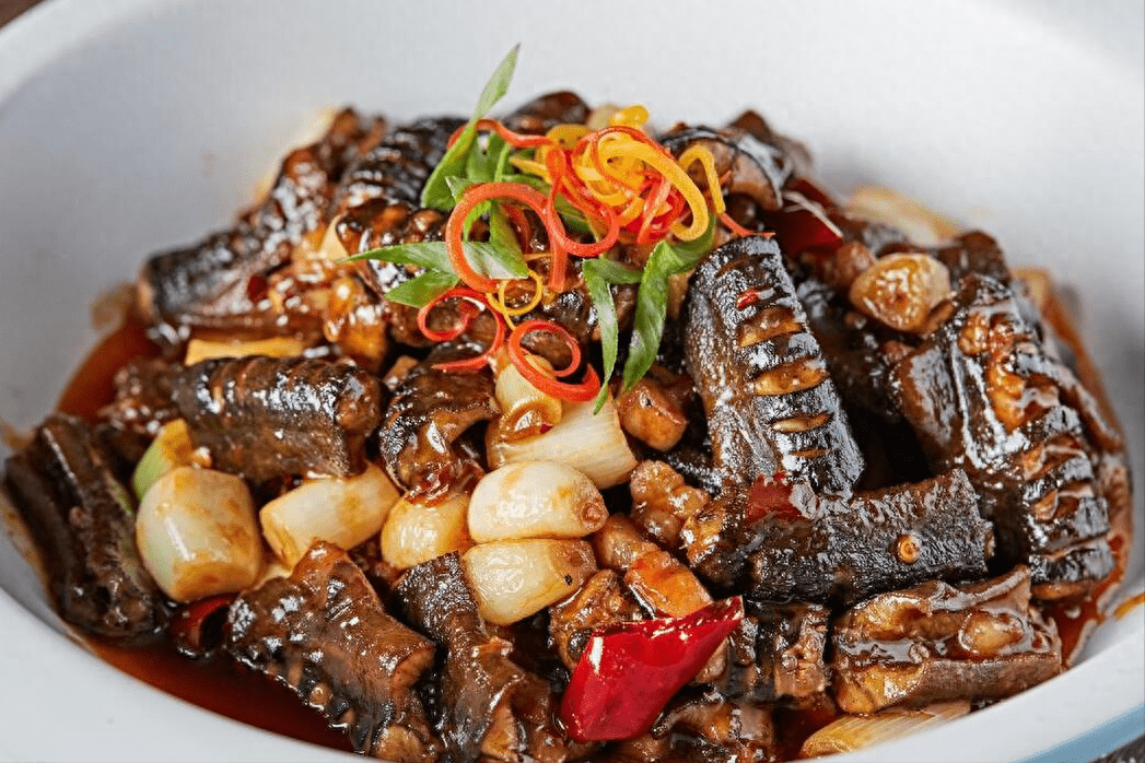 黄鳝不管怎么做,直接下锅是大忌,提前多做2步,又嫩