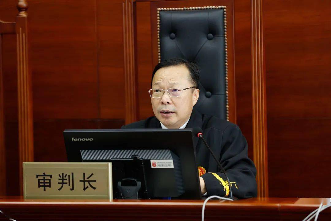 东城区区长周金星远程出庭应诉行政案件_公房_管理机构_答复