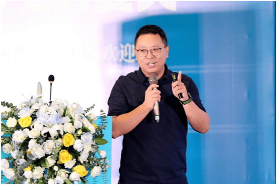 资深房地产研究人向涛,抖音房地产大v"懂楼帝"就当下房地产市场环境