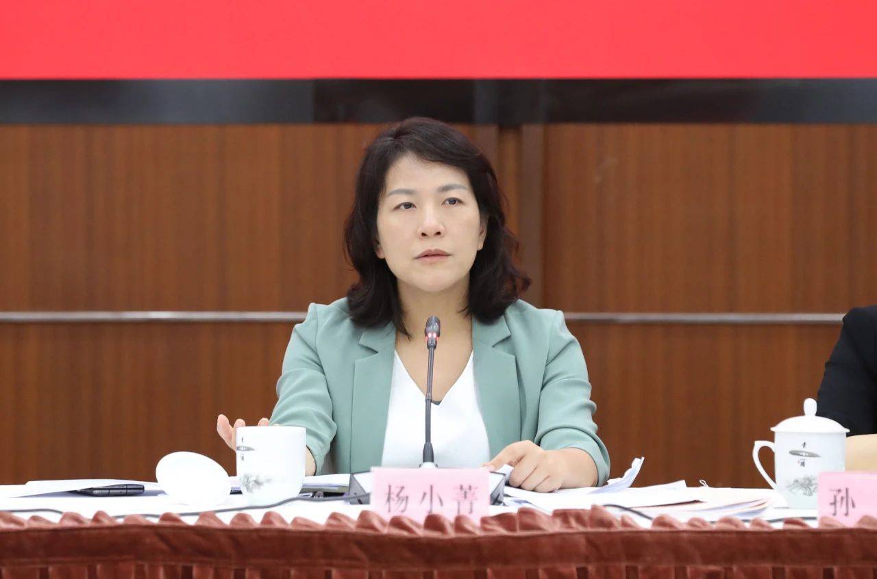 青浦区召开经济运行调度会_情况_企业_发展