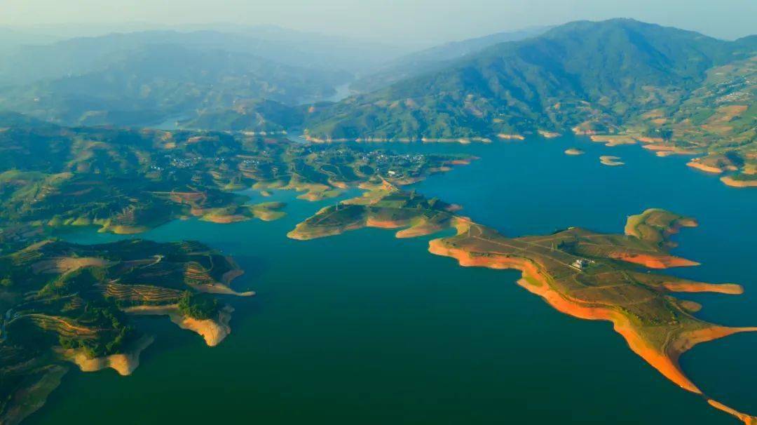 春风激荡水欢腾 滋农润民促和谐_德宏州_水库_水利