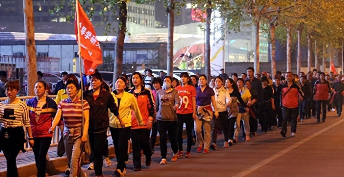暴走卡车美少女神马影院_暴走团兴起原因_暴走团为何人人喊打