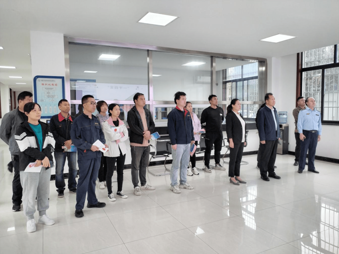 IM电竞【兴武分中心】 兴检强检保食安 质量强市助发展—兴武区域分中心开展2023年“实验室开放日”活动(图1) IM电竞【兴武分中心】 兴检强检保食安 质量强市助发展—兴武区域分中心开展2023年“实验室开放日”活动(图1)