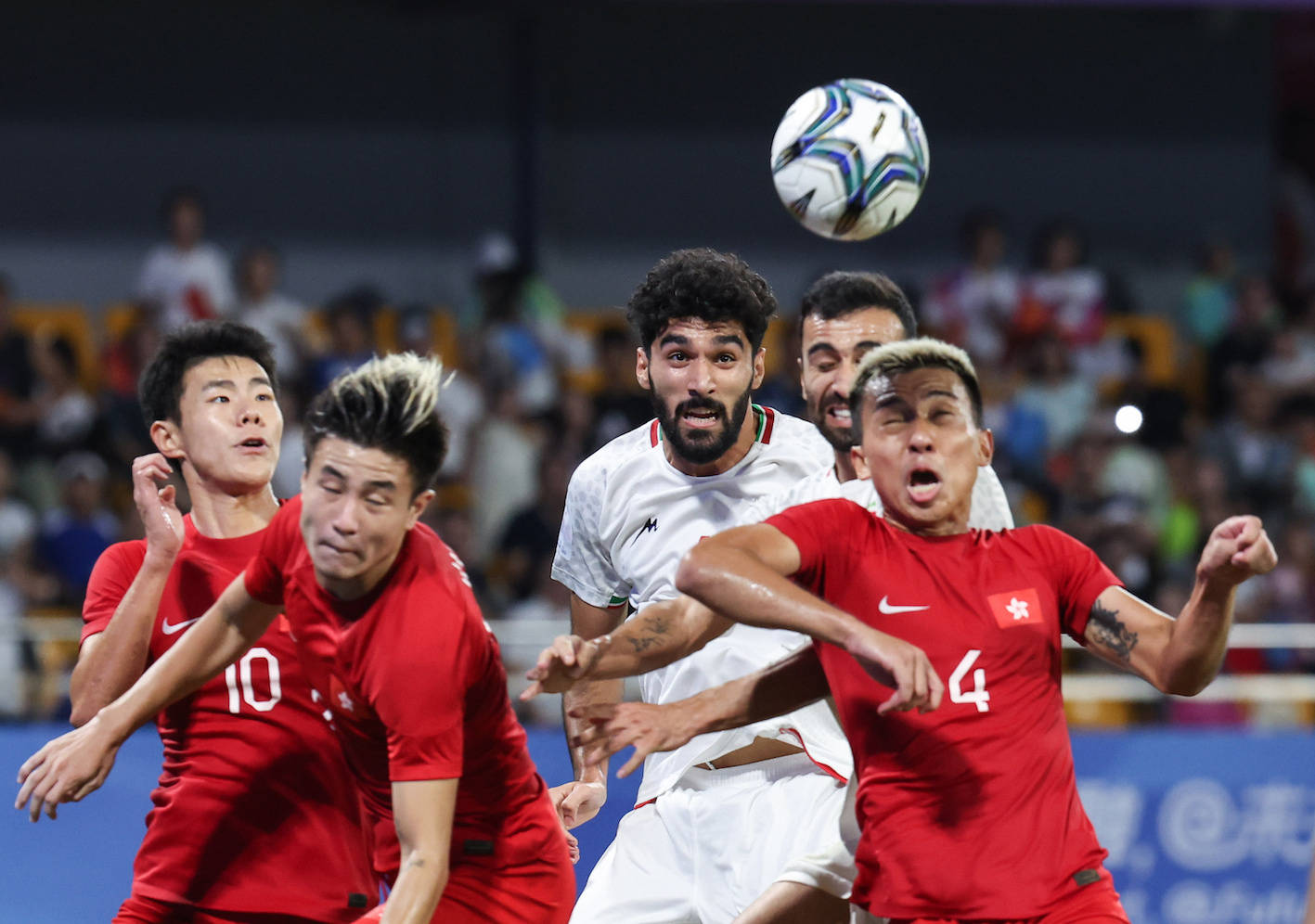 不敌伊朗 中国男足离2018世界杯渐行渐远 | 12强 | 预选赛 | 大纪元