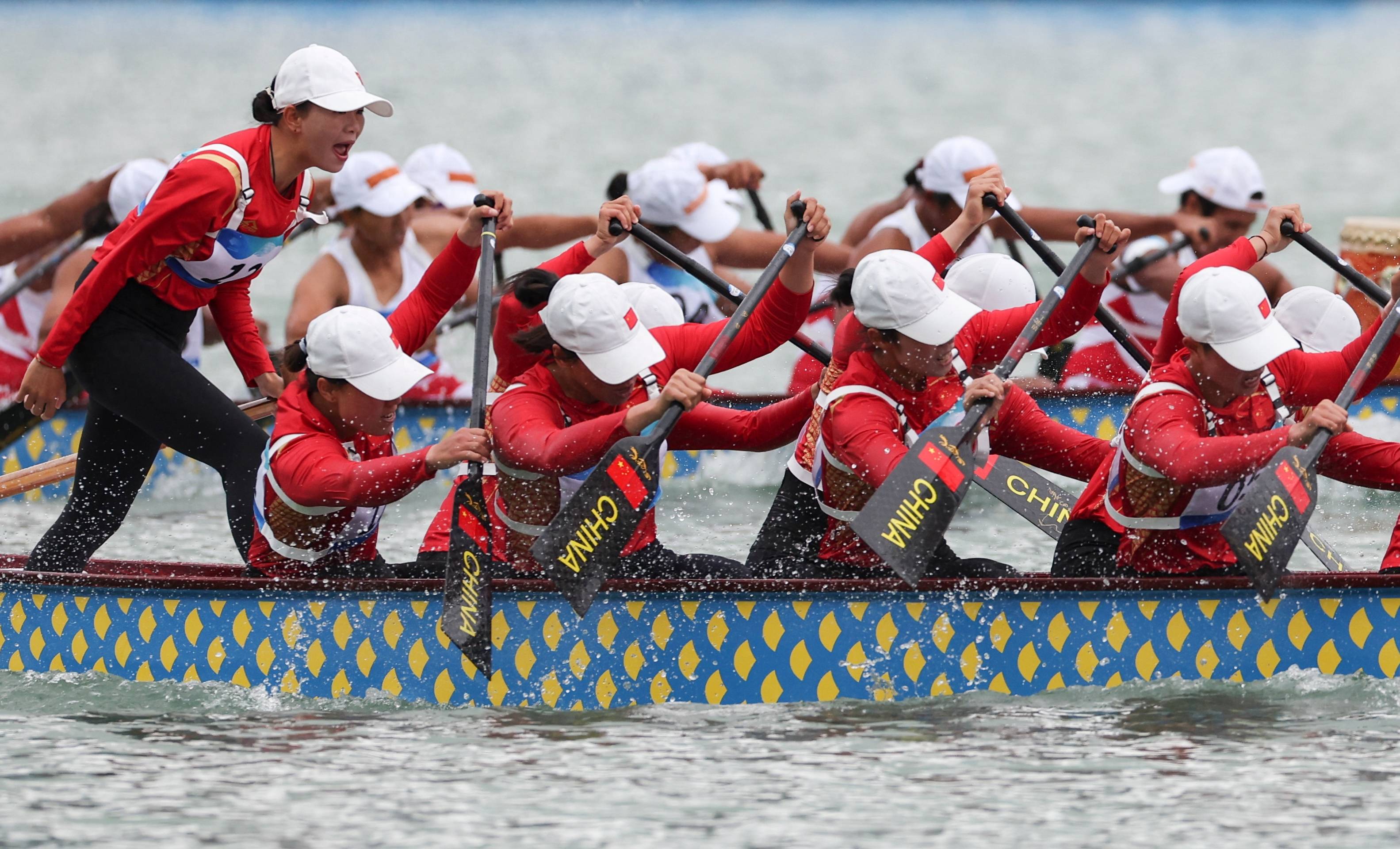 (杭州亚运会)龙舟——中国队获女子1000米直道竞速