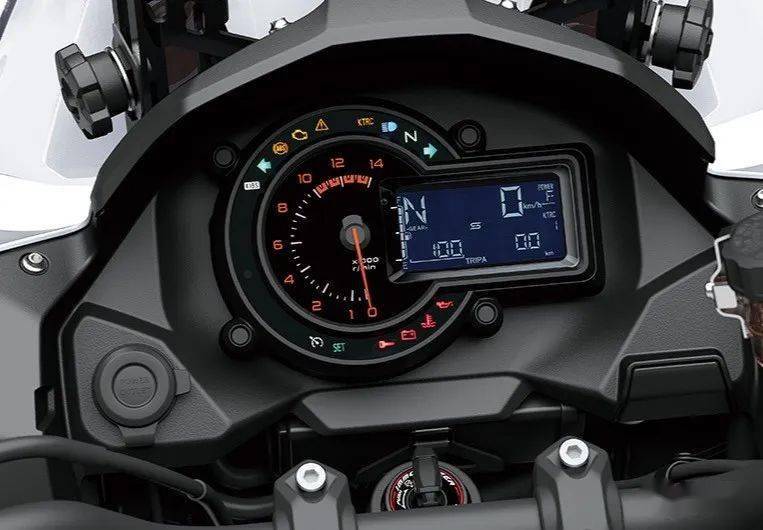 川崎灰色款异兽1000上市,外观更低调,国内起售价159000元_搜狐汽车