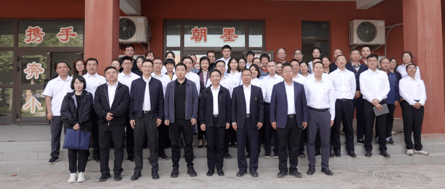 北京市朝阳区委常委,政法委书记李欣一行到墨玉县调研