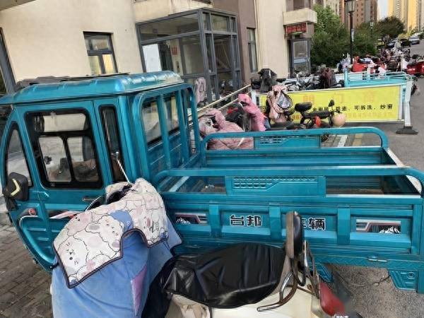 带蓬的电动三轮车需要驾驶证吗?