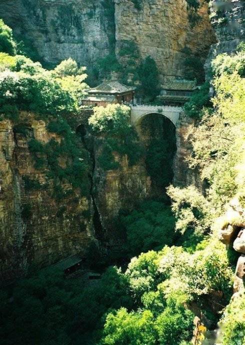 ▼河南鸡公山▼河南王屋山-愚公移山的发源地▼福建冠豸山▼湖北