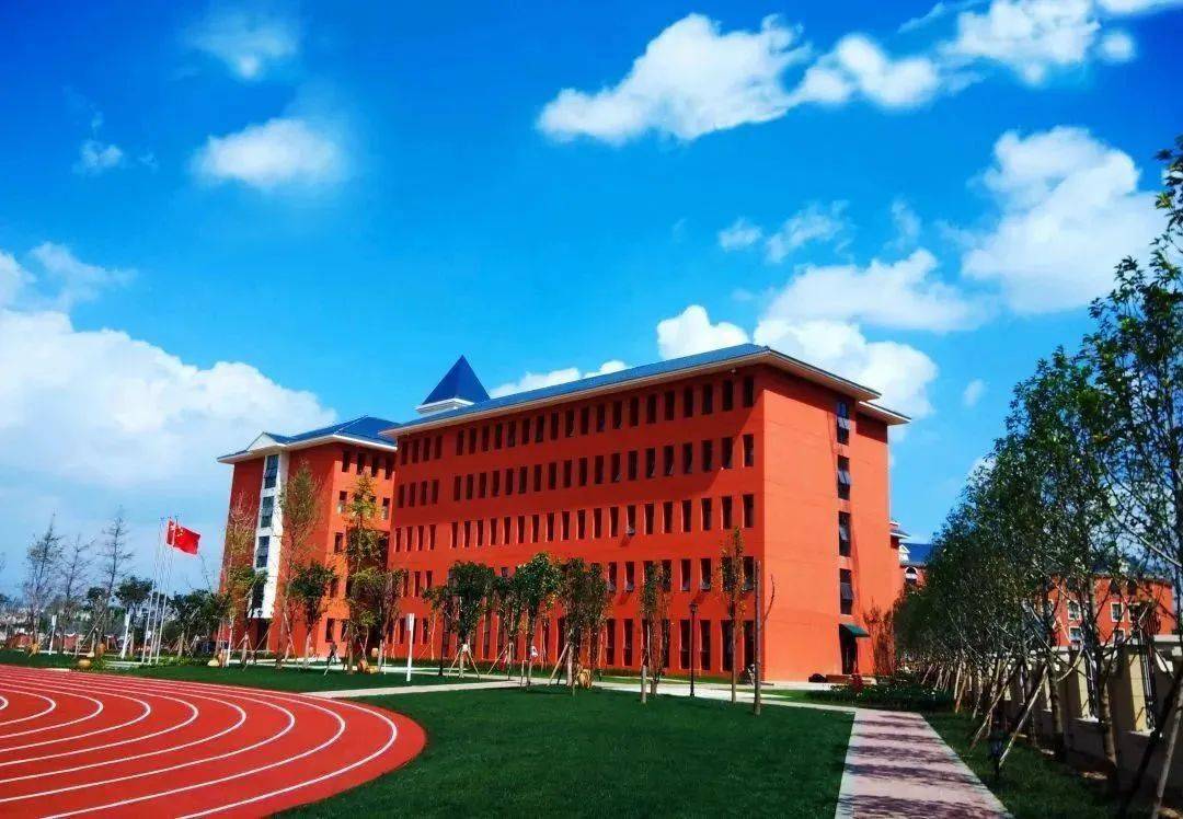 昆明初中划片招生范围_ 官渡区北京八十学校招生 _昆明小升初信息 