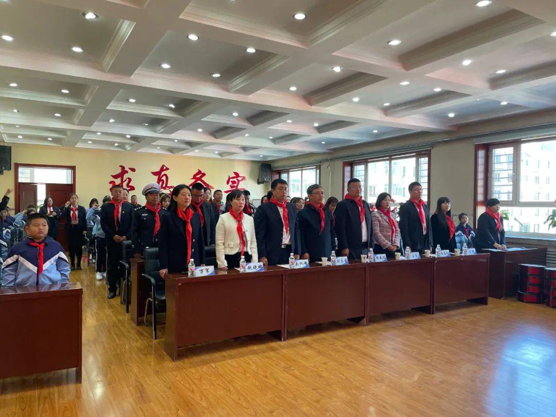 "争做新时代好队员"哈尔滨市少先队庆祝建队74周年主题队日活动在哈尔