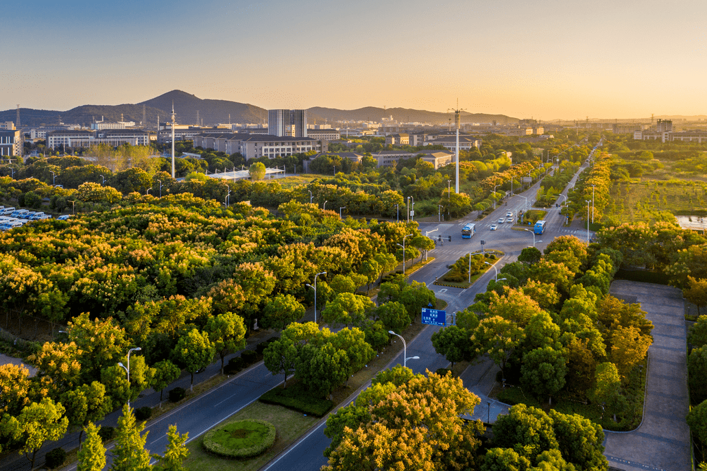 2022年,钱桥街道地区生产总值209. 95亿元,一般公共预算收入13.