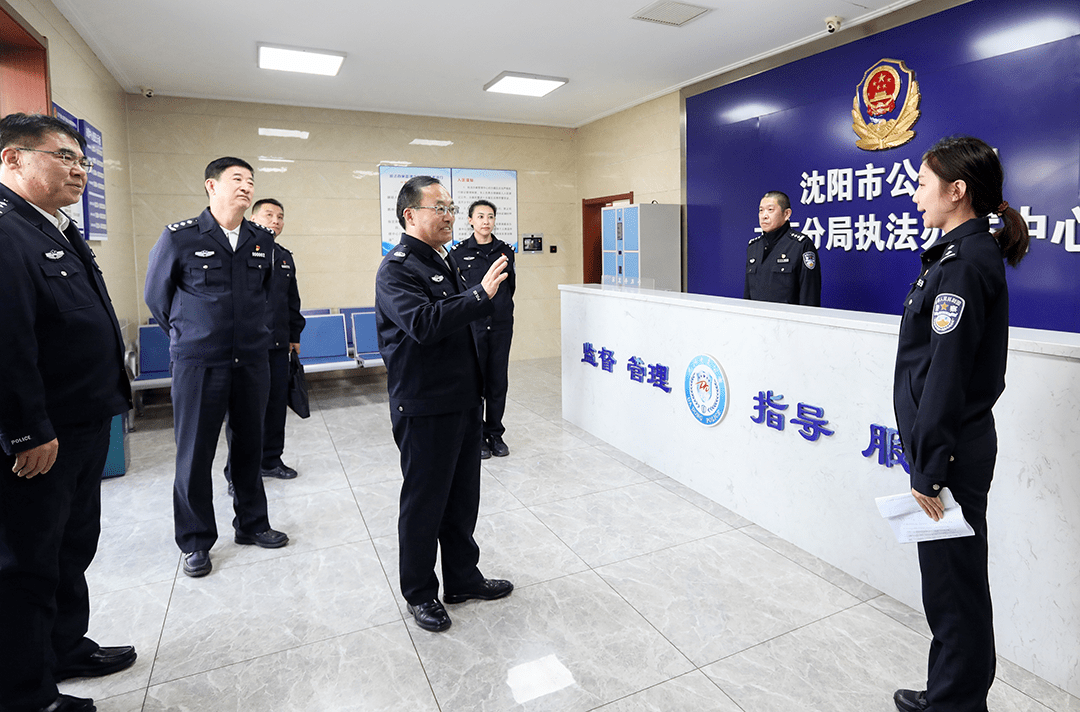 郑艺在专题调研加强公安执法规范化建设时强调 提升公安工作法治化