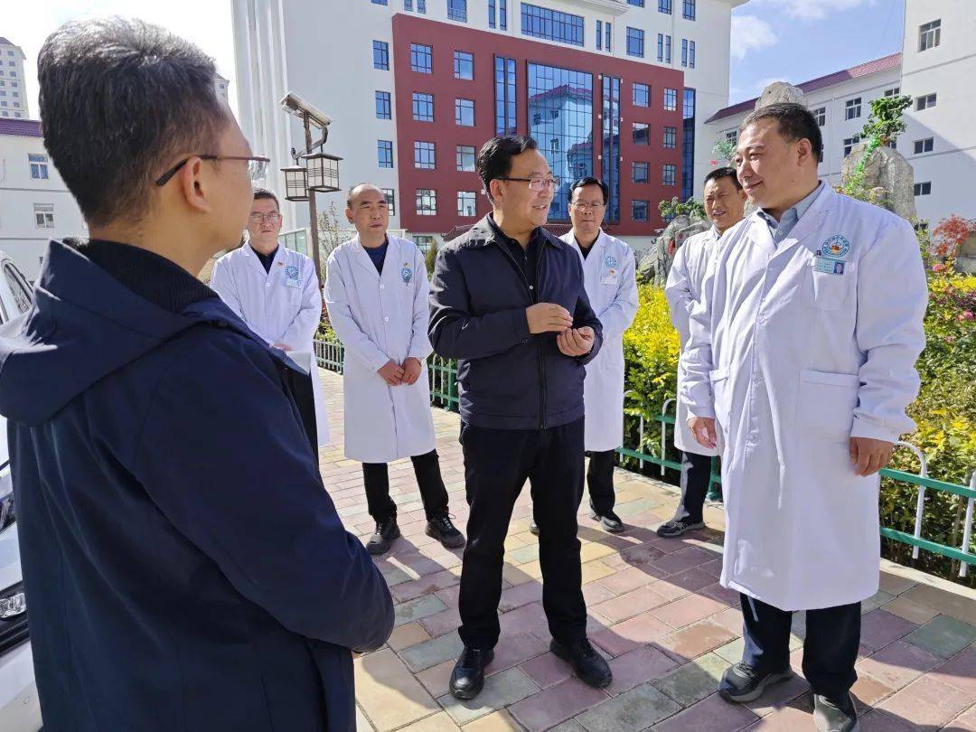 魏列海在县人民医院和县中医医院调研_建设_服务体系_群众