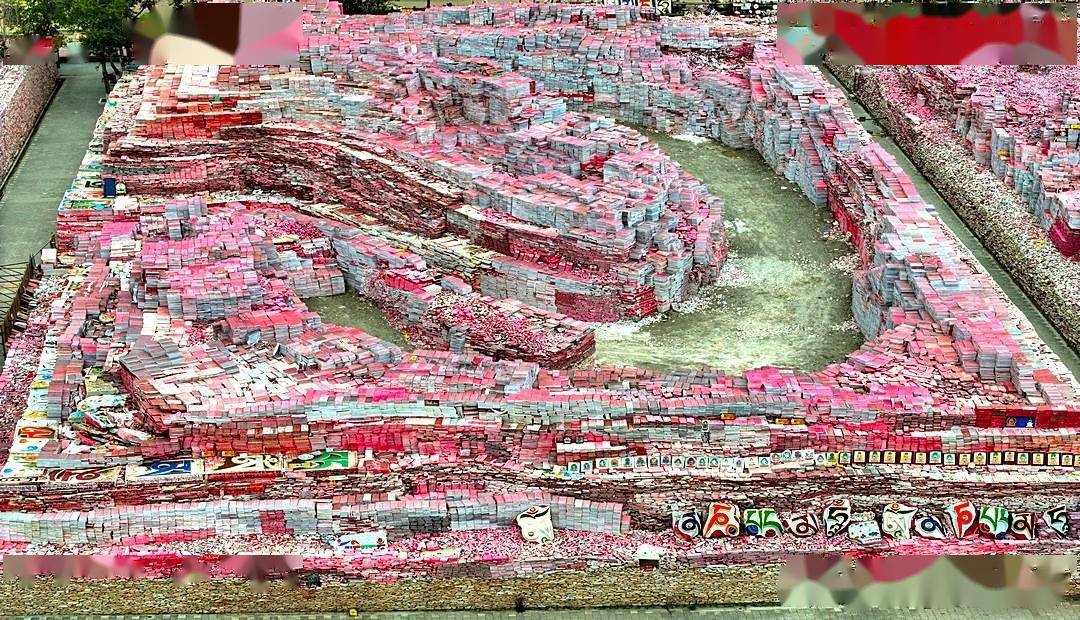 《青海玉树行》航拍:有世界第一大的嘉那玛尼堆经石_石头_经文_石经