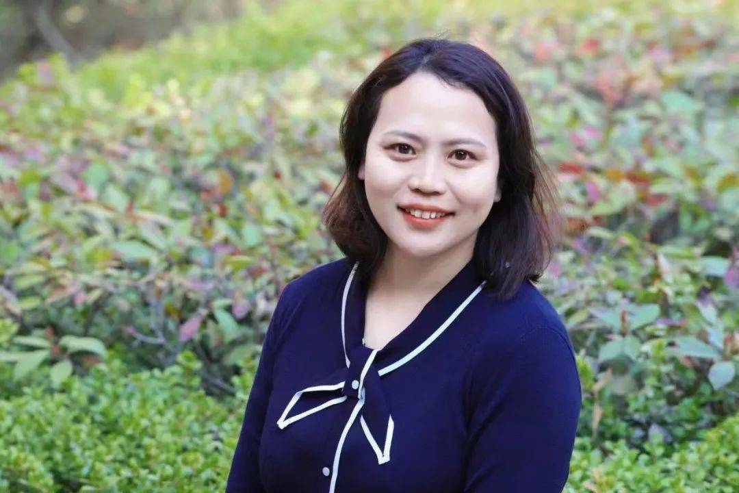 全环境立德树人 | 勤思巧干 以德育人——周涛名班主任工作室介绍