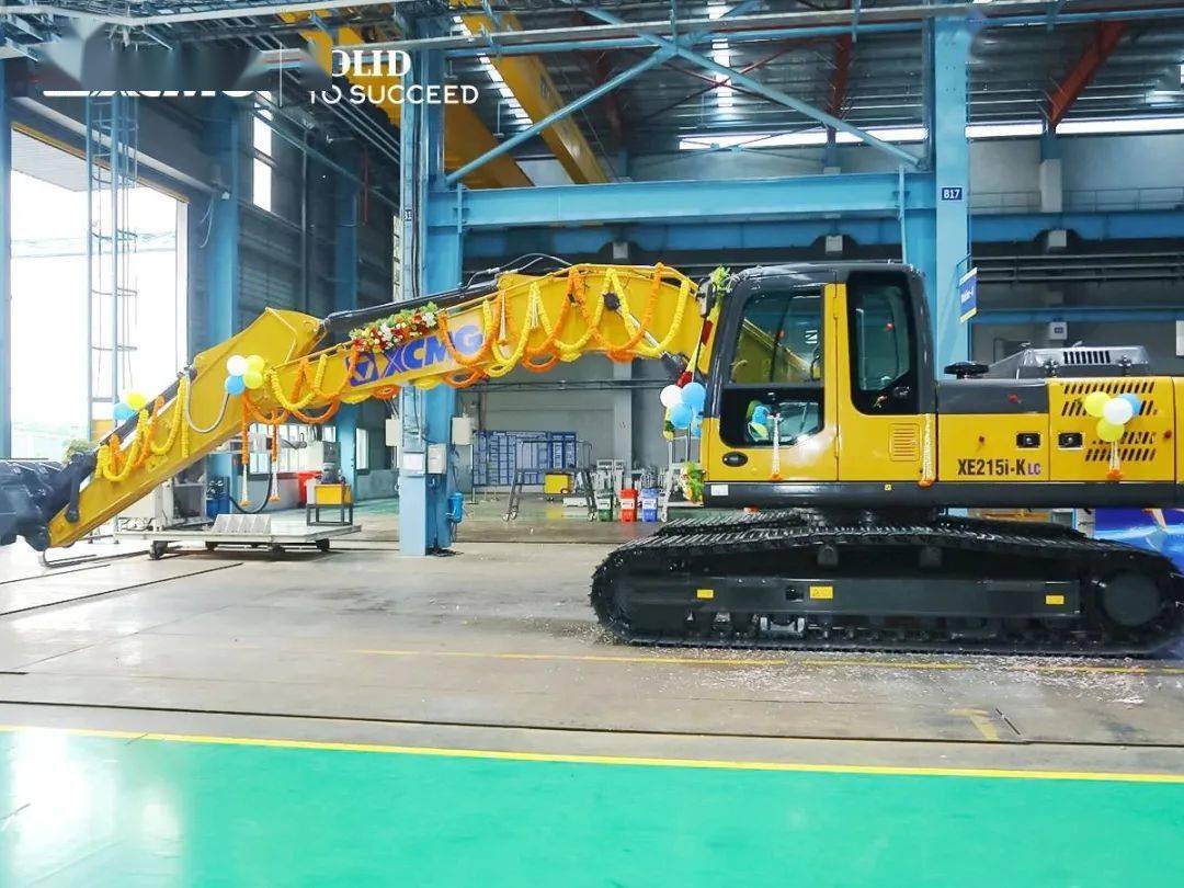 第2000台挖掘机下线!徐工印度公司当地化制造里程碑时刻!