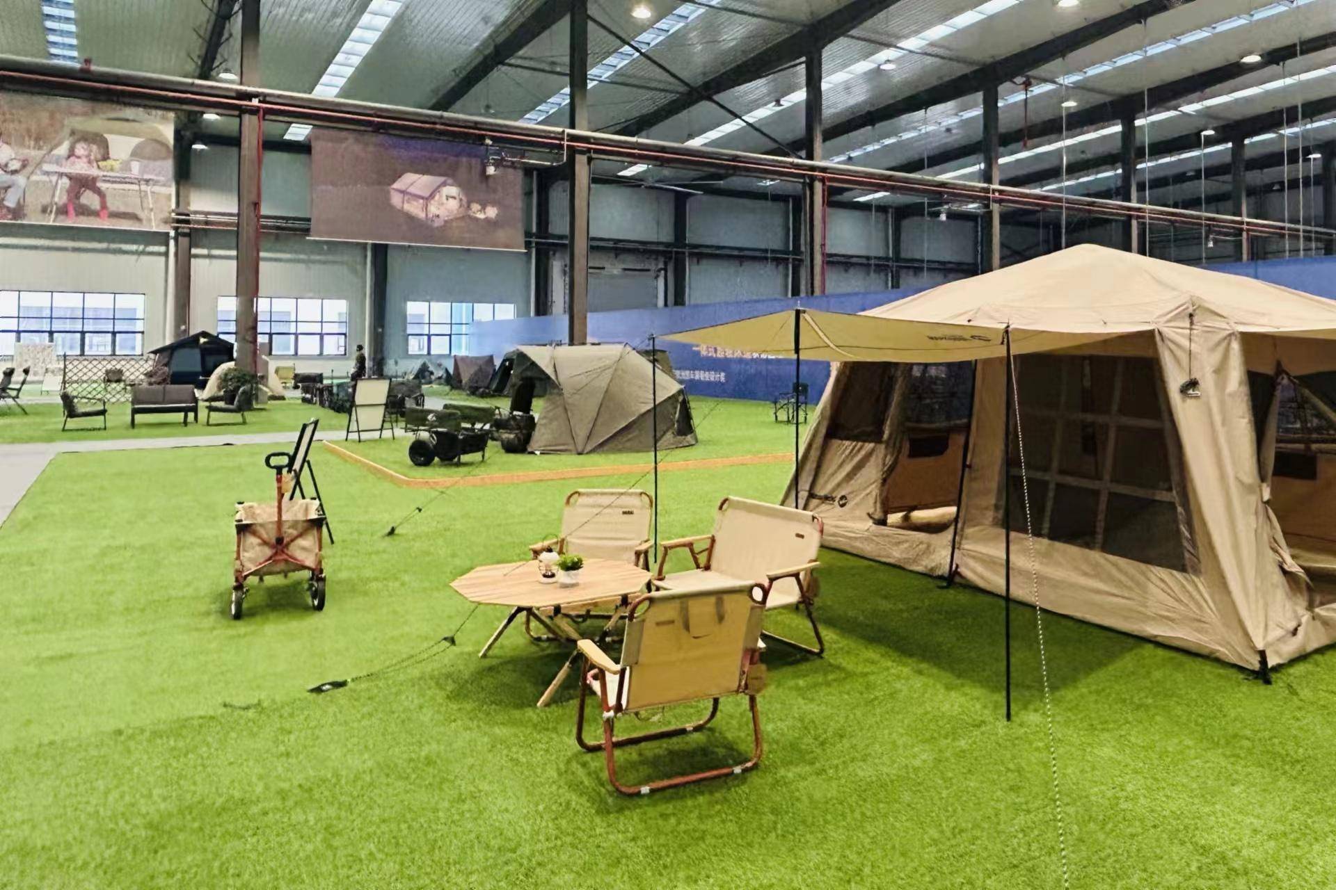 10月24日,平舆县户外休闲用品产业园,河南泰普森休闲用品有限公司二期