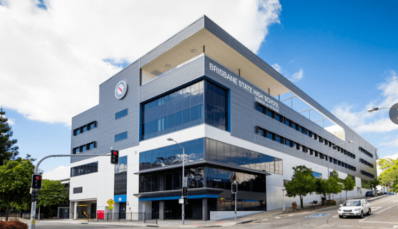 击败了 somerville house,stuartholme school 和 cannon hill