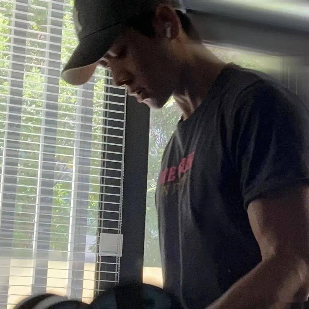 训练_身体_胸肌