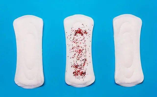 此外,还可以观察月经的颜色.