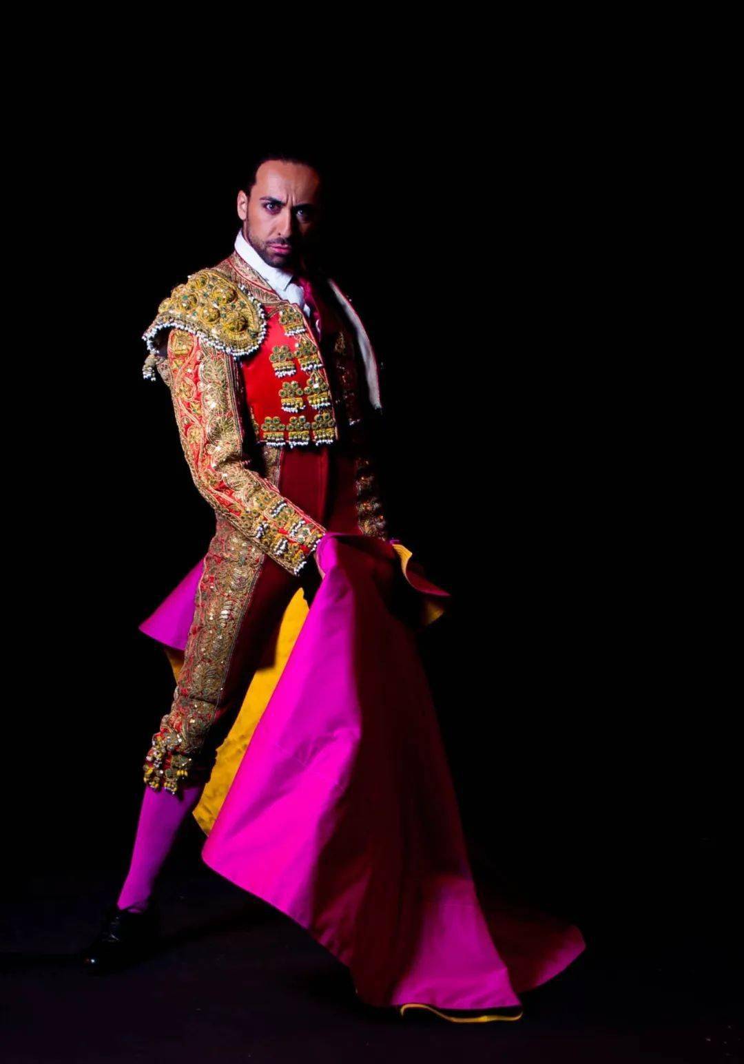 经典弗拉门戈舞剧《卡门》激情演绎吉普赛女郎的爱恨缠绵_西班牙_何塞