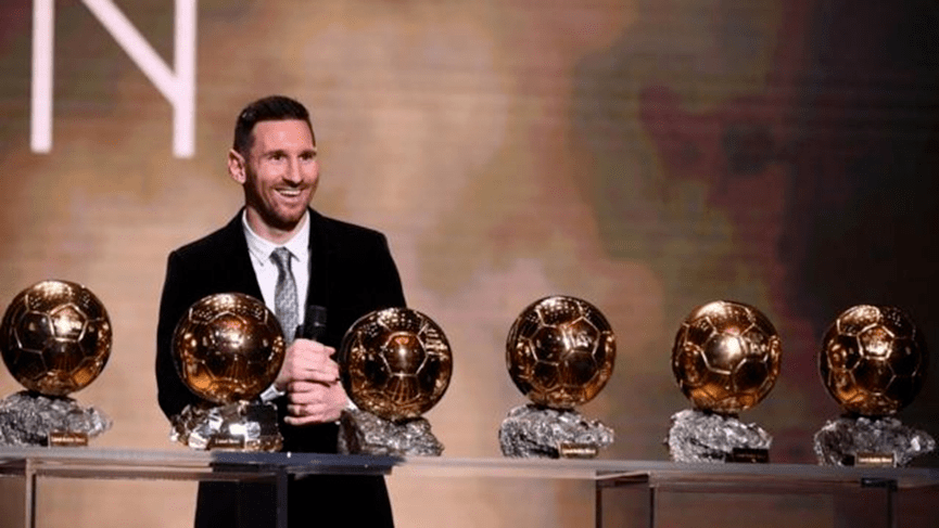 因为这对"双子星"除了在俱乐部方面和梅西一样有09-10赛季巴萨的荣誉